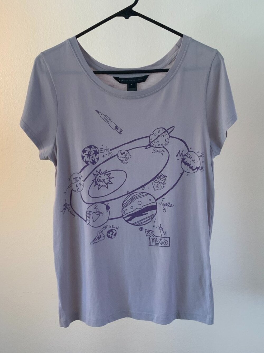 Marc by Marc Jacobs Solar System Graphic Tee – Lavender, Size L